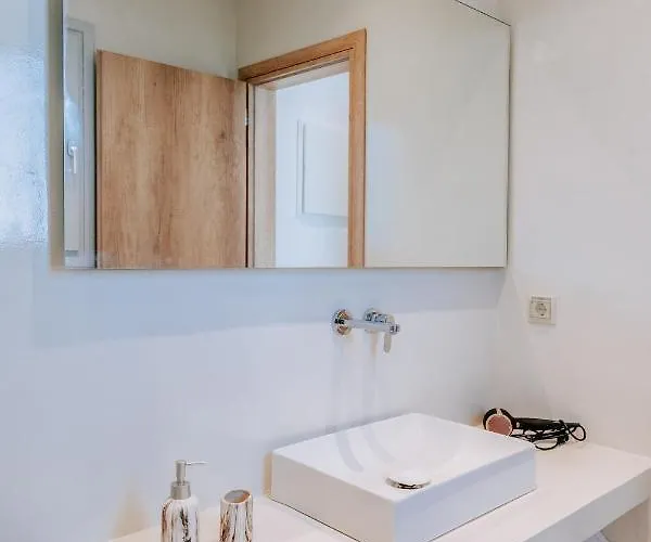 Sunsenses Ariadne וילה *